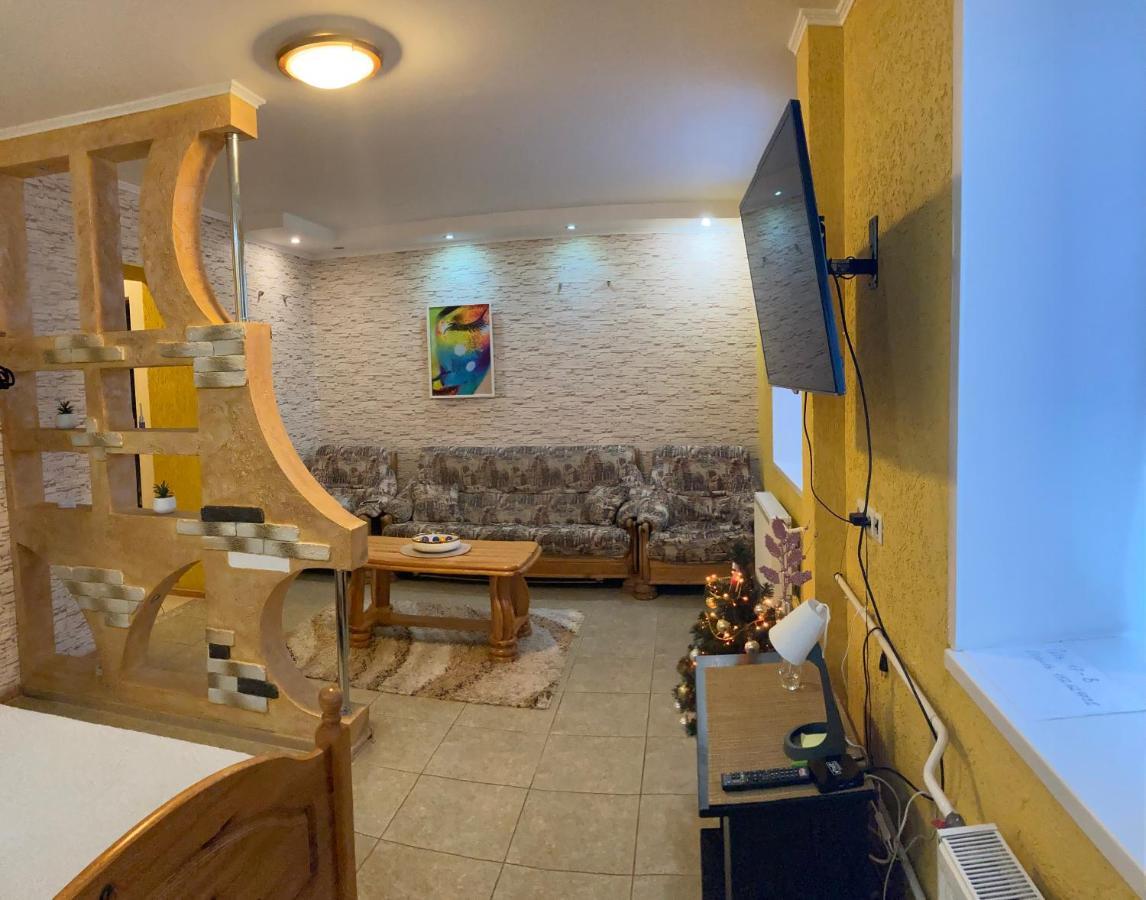 Apartment In The Center Hrodna Exterior foto